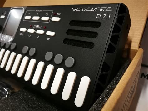Купить Sonicware elz_1: компактный синтезатор: отзывы, фото и ...