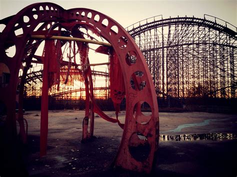 Six Flags New Orleans: The City’s Most Abandoned Attraction | Where Y'at