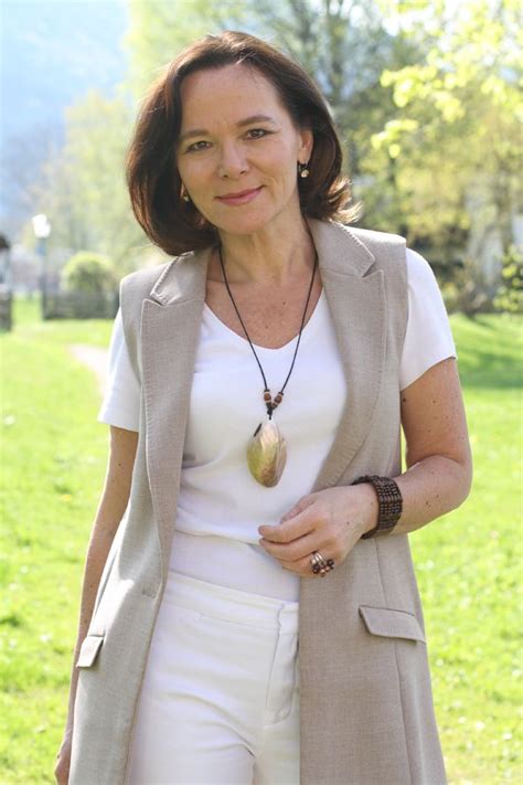 White And Nude Spring Look With A Long Vest Artofit