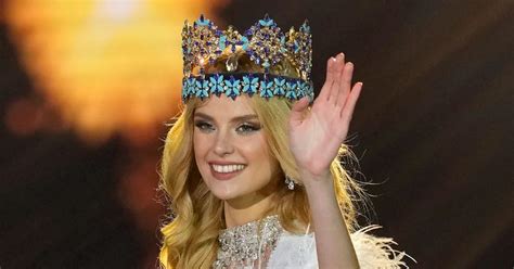 Krystyna Pyszkov From The Czech Republic Is Crowned Miss World