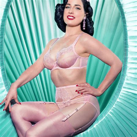 Dita Von Teese 3 Pieces Lingerie Set Muse Cameo Pink