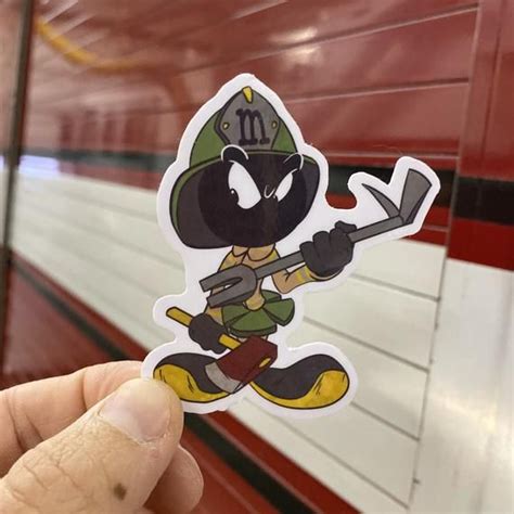 Firefighting Martian Marvin El Marciano Extinción De Incendios