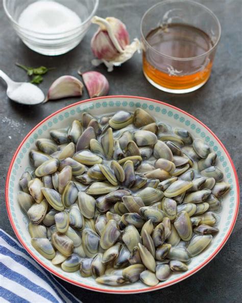 Coquinas al ajillo receta tradicional fácil y rápida PequeRecetas