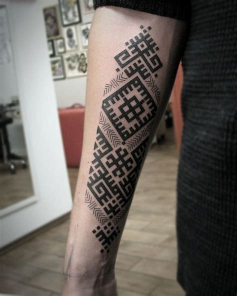 The 25+ best Slavic tattoo ideas on Pinterest | Wisdom tattoo, Geometry ...