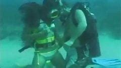 Sea Bottom Scuba Sex Free Xnxxx Free Sex Porn Video 80