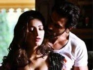 Naked Shruti Haasan In D Day