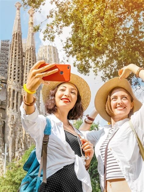 Spain Weather in March 2025: Travel Tips for First-Timers