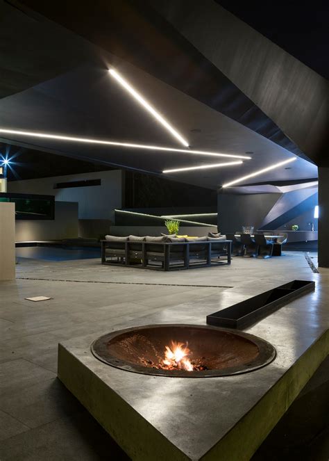 house on kloof 5
