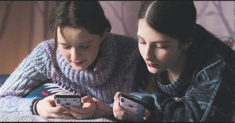 Nudes Revenge Porn Al Tempo Delle Mele Il Fatto Quotidiano