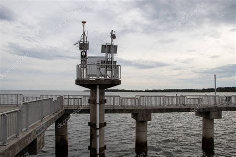 Estaci N Meteorol Gica Automatizada En Un Muelle De Pesca