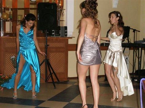 Real Amateur Public Candid Upskirt Picture Sex Gallery Naughty Brides Upskirt Photos