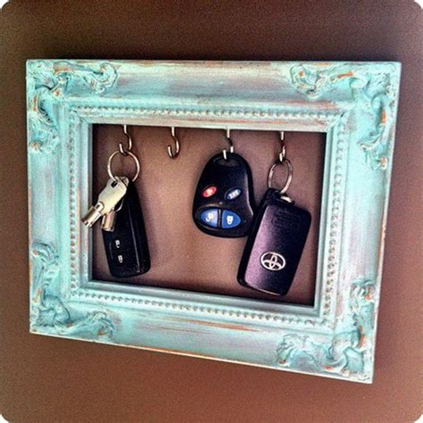 20+ DIY Key Holder Ideas - Hative