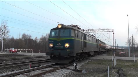 ET22-788 z gazówkami - YouTube