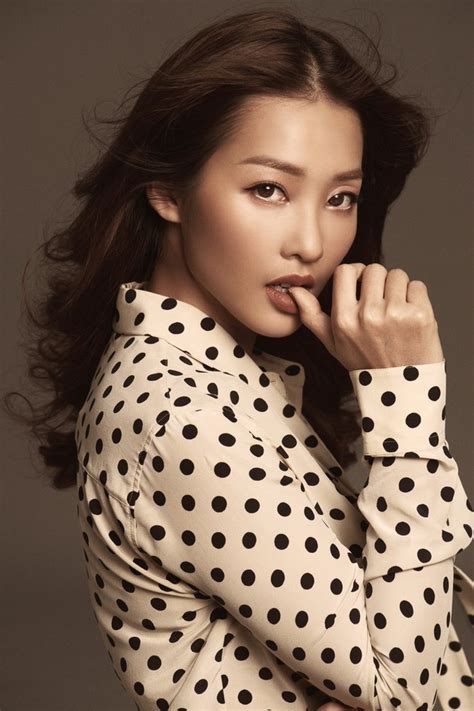 Kh Ng N T Hot Girl Th Phi N N Ch Nh H U Du M T Tr I Vi T Nam