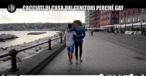 Le Iene Francesco E Giuseppe Si Raccontano Cacciati Di Casa Ma Ci Amiamo Gay It