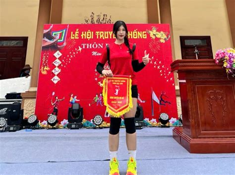 Đấu vật với hot girl xinh đẹp đối thủ nam hé lộ trải nghiệm khó quên