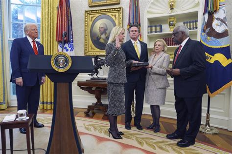 PHOTO COLLECTION: Pam Bondi Swearing In