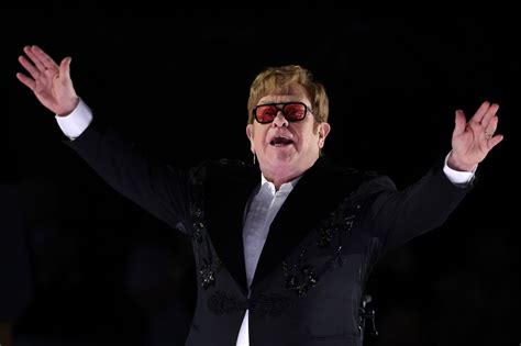 Elton Johns Final Us Concerts Are At Dodger Stadium Get Tickets Now