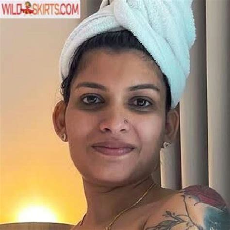 Resmi R Nair Resmi R Nair Devotee Resminair Nude OnlyFans Instagram Leaked Photo