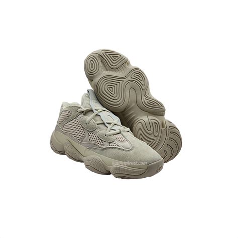 آدیداس یزی 500 کرم Adidas Yeezy 500 کتونی پیروزی