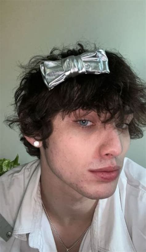 Carrington In Attractive Guys Hot Actors Carrington