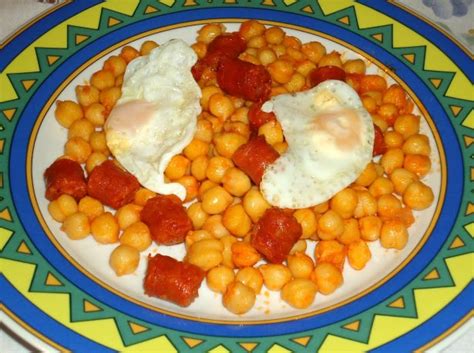 Miss Cocina Garbanzos Con Chistorra Y Huevos De Codorn Z