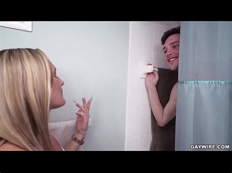 GAYWIRE Ryland Kingsmen Bareback Fucked In Shower By Boyfriend Matthew Figata XVIDEOS