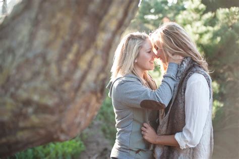 San Francisco Beach Lesbian Engagement Session