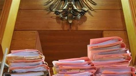 Sex Klage Gegen Tiroler Spitzenpolizist Oe24 At