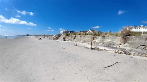 Ventnor Beaches Battered By Storm - Downbeach BUZZ
