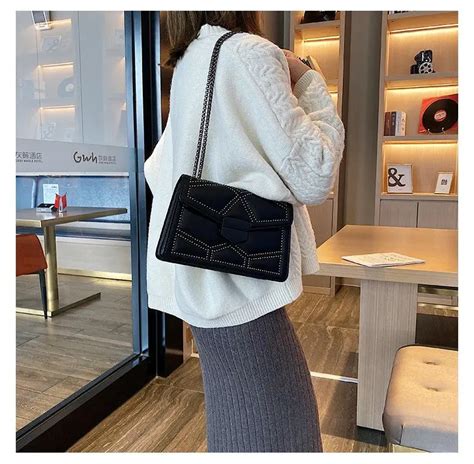 Litthing новые маленькие сумки через плечо с заклепками на цепочке для ...