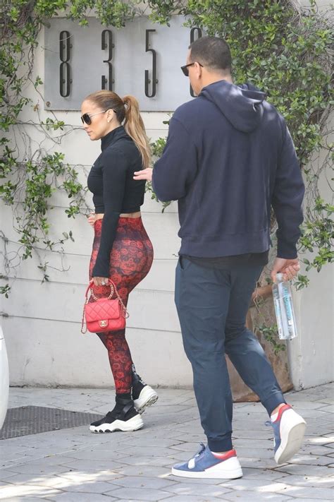 Jennifer Lopez Showed Off A Sexy Ass On Los Angeles Photos The Fappening