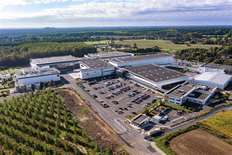 Vaccins Comment Le Site Gsk De Saint Amand Les Eaux Continue De