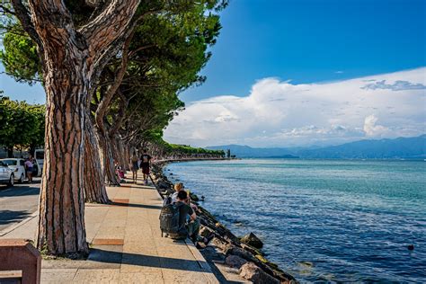 Transfer Options From Linate Airport To Lake Garda