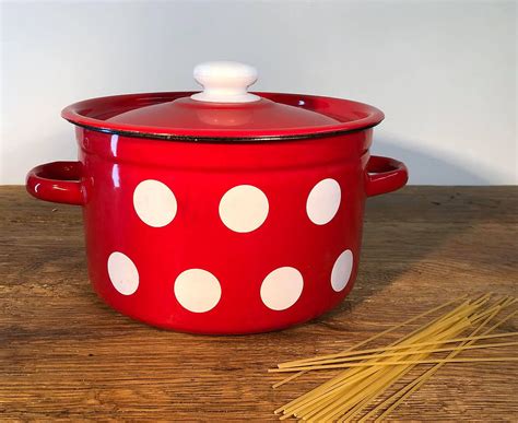 Кастрюля в горошек | Props in UA