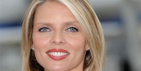 Sylvie Tellier Directrice De La Soci T Miss France Et Chaperonne De