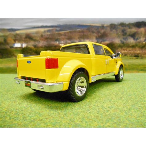 Maisto Special Edition Ford Mighty F Super Duty Pick Up