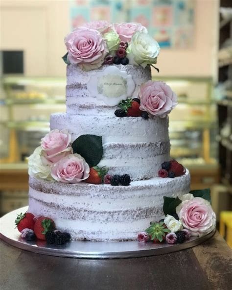 El Minimalista Y Elegante Dise O De Las Naked Cakes Es Tendencia De Bodas Este A O Y No Es De
