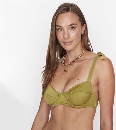 Buy Trendyol Tie Detailed Bikini Top In Green Thstreet Qatar