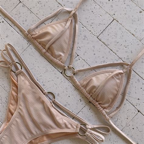 Biquini Top e Calcinha Tiras Nude A nova tendência de verão Dondoca Moda Feminina