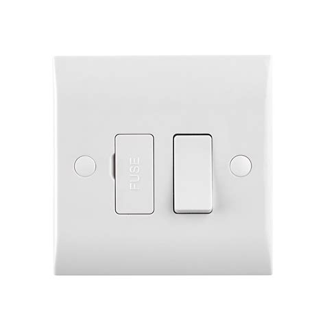 curved edge  switched fused spur unit