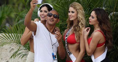 Las Candidatas A Miss Universo Se Divierten Y Desfilan En Bikini Infobae