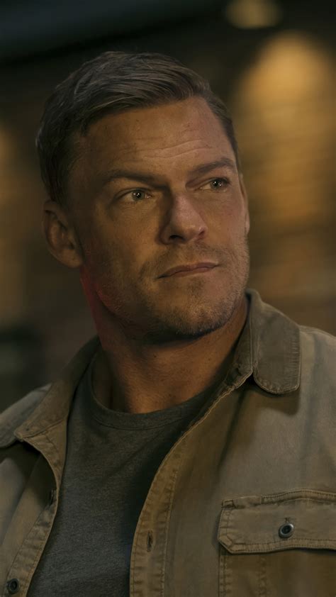 Reacher Season 2 Alan Ritchson 4K #5021n Wallpaper iPhone Phone