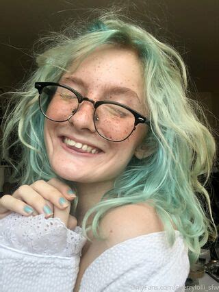 Cherrylolli Sfw Nude Onlyfans Nudostar Tv