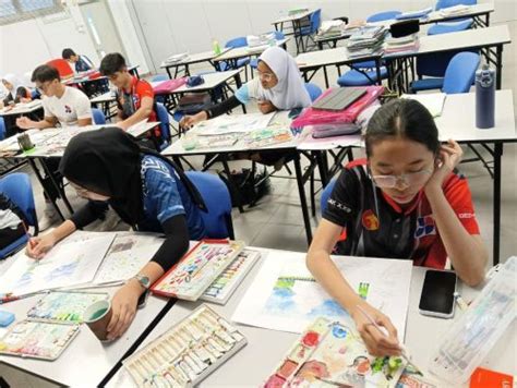 Bengkel Teknik Seni Catan Cat Air Kertas 2 Spm Pendidikan Seni