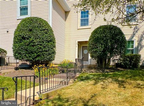 2516 Society Pl Newtown Pa 18940 See Est Value Schools And More