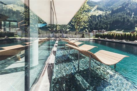 Willkommen im Wellnesshotel Nesslerhof Großarl Salzburg