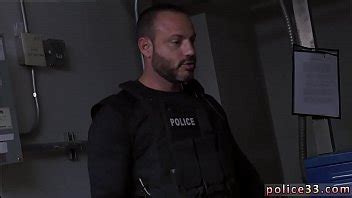 Fotos De Hunk Polic A Pez N Y Sexo Gay Descarga Gratuita Purse Thief Xvideos