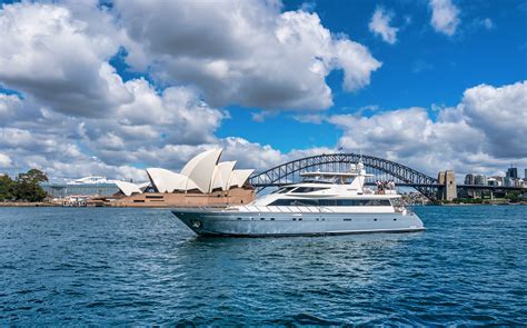 Sydney Harbour Dinner Cruises | Romantic Cruises