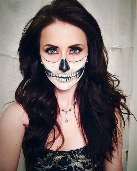 Skull Makeup for Halloween Costume